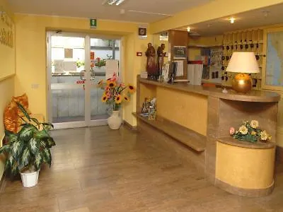Baia Del Sorriso Hotel 3*
